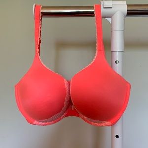 32DDD Victoria’s Secret Body by Victoria Perfect Coverage